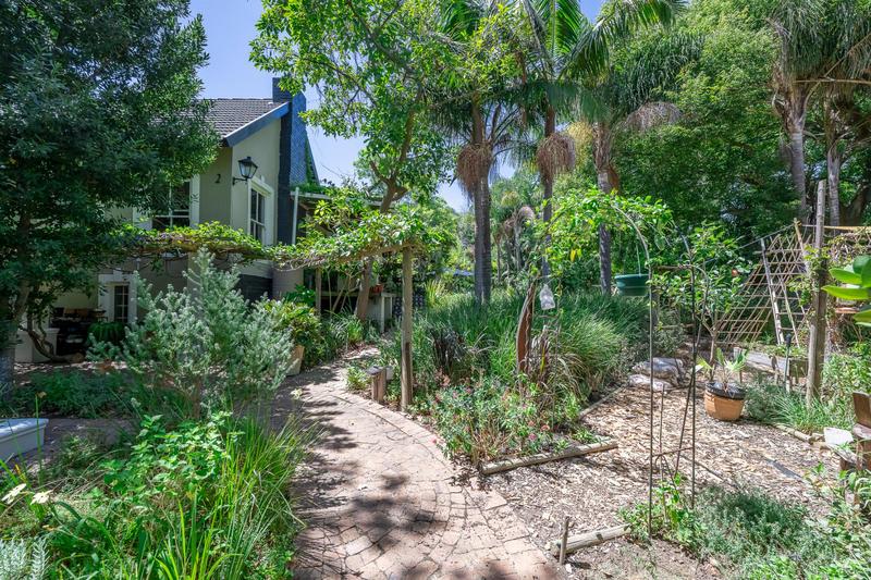 7 Bedroom Property for Sale in Somerset West Western Cape